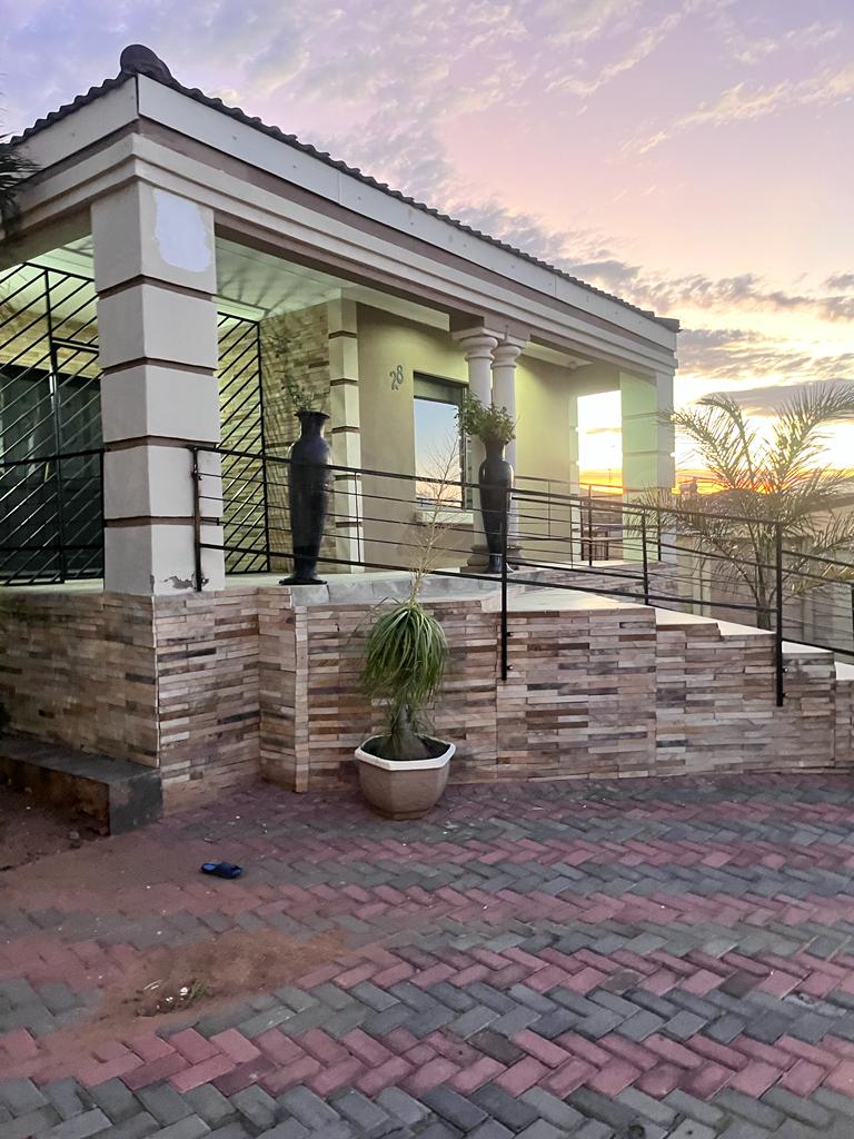4 Bedroom Property for Sale in Despatch Central Eastern Cape